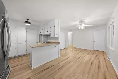 1019 Garden Court, Burlington, NC 27215 - Photo 9
