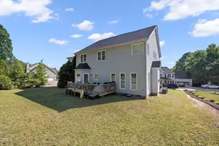 3528 Dewing Dr, Raleigh, NC 27616 - Photo 9