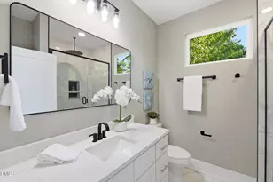 1013B Carroll St, Durham, NC 27707 - Photo 33