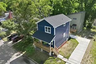 1013B Carroll St, Durham, NC 27707 - Photo 3