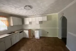 900 Viola St E, Wilson, NC 27893 - Photo 9