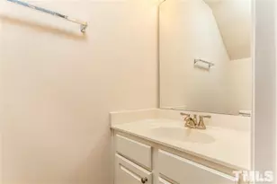 509 Sutter Gate Ln, Morrisville, NC 27560 - Photo 7
