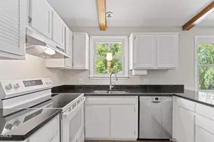 1101 Gunnison Pl, Raleigh, NC 27609 - Photo 19