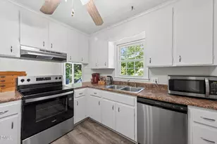 316 White Oak Dr, Cary, NC 27513 - Photo 7