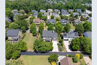 606 Stafford Brook Lane, Cary, NC 27519 - Photo 5