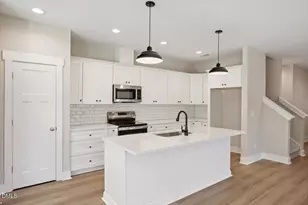 354 National Dr, Clayton, NC 27527 - Photo 3