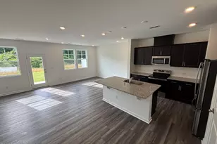192 Blossom Fld Wy, Angier, NC 27501 - Photo 3