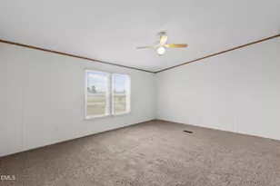 1385 Live Oak Rd, Coats, NC 27521 - Photo 15
