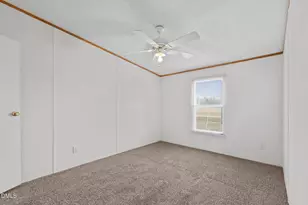 1385 Live Oak Rd, Coats, NC 27521 - Photo 5
