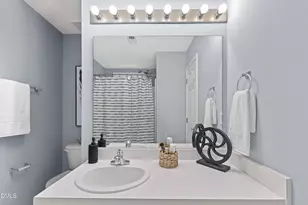408 Stonecreek Dr, Apex, NC 27539 - Photo 15