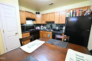 8640 Neuse Landing Ln, Raleigh, NC 27616 - Photo 27