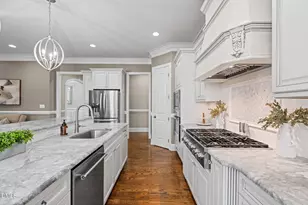 200 Meares Bluff Ln, Holly Springs, NC 27540 - Photo 3