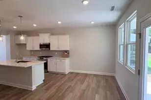 521 Crescent Wood Trl, Zebulon, NC 27597 - Photo 9