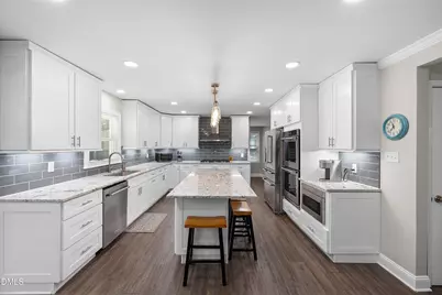 5516 Yates Mill Pond Road, Raleigh, NC 27606 - Photo 11