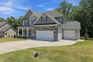 242 Summit Overlook Dr, Clayton, NC 27527 - Photo 3