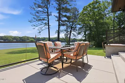 2532 Holiday Avenue, Zebulon, NC 27597 - Photo 17