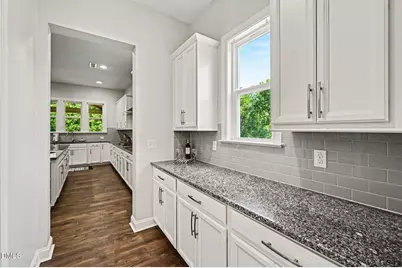 724 Peninsula Forest Place, Cary, NC 27519 - Photo 7