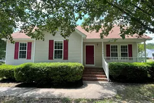 1008 Laurel Leaf, Zebulon, NC 27597 - Photo 1