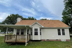 1008 Laurel Leaf, Zebulon, NC 27597 - Photo 3