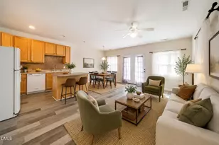 245 Plaza Dr, Chapel Hill, NC 27517 - Photo 5