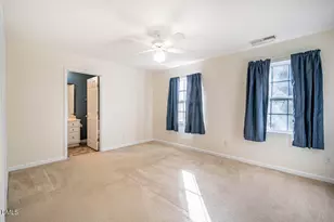 245 Plaza Dr, Chapel Hill, NC 27517 - Photo 13