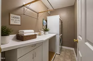 245 Plaza Dr, Chapel Hill, NC 27517 - Photo 19