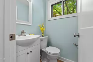 220 Elizabeth St, Chapel Hill, NC 27514 - Photo 9