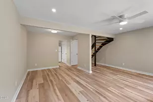 220 Elizabeth St, Chapel Hill, NC 27514 - Photo 5