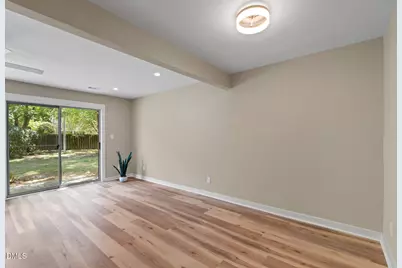 220 Elizabeth Street #Apt C10, Chapel Hill, NC 27514 - Photo 5
