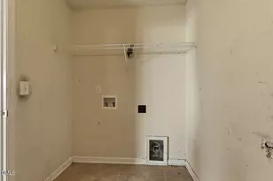 3723 Charleston Park Dr, Raleigh, NC 27604 - Photo 17