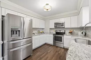 3329 Derbyshire Pl, Raleigh, NC 27604 - Photo 5
