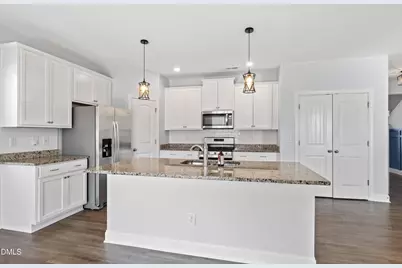 7413 Cornett Way, Raleigh, NC 27604 - Photo 5
