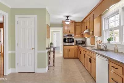 3007 Charwood Place, Raleigh, NC 27612 - Photo 11