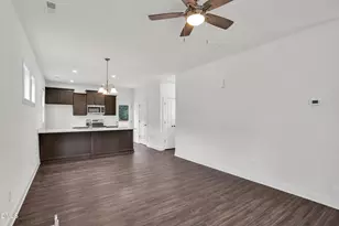 164 Jenkins St, Dunn, NC 28334 - Photo 5