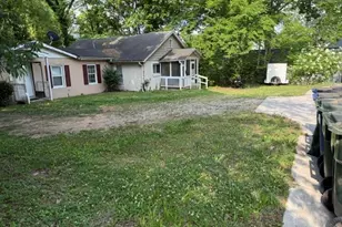 802 Walser Pl, Raleigh, NC 27601 - Photo 3