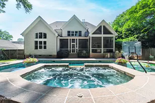 2805 Anderson Dr, Raleigh, NC 27608 - Photo 43