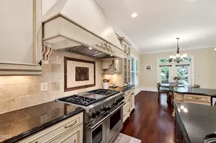 2805 Anderson Dr, Raleigh, NC 27608 - Photo 11