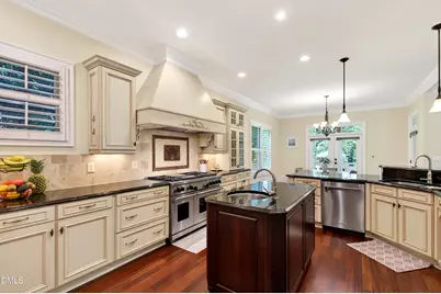 2805 Anderson Drive, Raleigh, NC 27608 - Photo 9