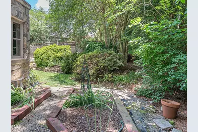 2501 Kenmore Drive, Raleigh, NC 27608 - Photo 57