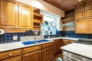 2501 Kenmore Dr, Raleigh, NC 27608 - Photo 23