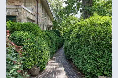 2501 Kenmore Drive, Raleigh, NC 27608 - Photo 49