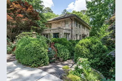 2501 Kenmore Drive, Raleigh, NC 27608 - Photo 1