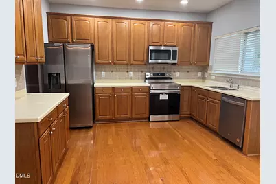 290 Joshua Glen Lane, Cary, NC 27519 - Photo 3