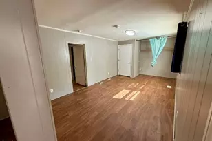 302 Broad St, Roxboro, NC 27573 - Photo 17