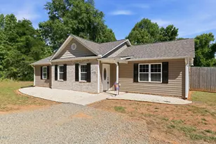 4335 Spoon Loop, Liberty, NC 27298 - Photo 3