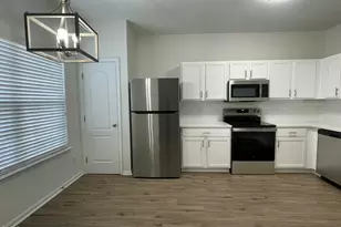 3525 Londonville Ln, Raleigh, NC 27604 - Photo 5