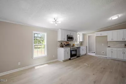 8218 N Nc 27 E, Coats, NC 27521 - Photo 9