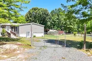 344 Pine Needles Dr, Lillington, NC 27546 - Photo 21