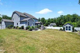 2215 Copper Pond Way, Fuquay-Varina, NC 27526 - Photo 37