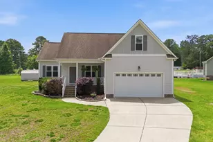 92 poston Ct, Benson, NC 27504 - Photo 1